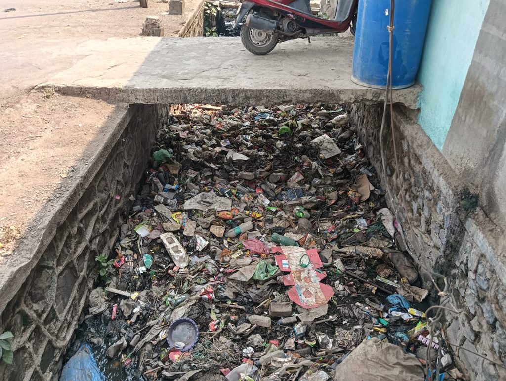 मुर्तीजापूरमध्ये स्वच्छता व्यवस्थेचा बोजवारा!